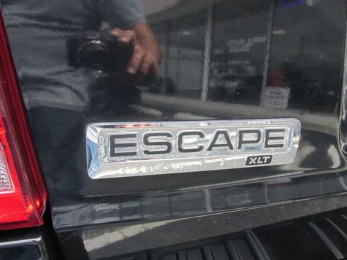 Used 2012 Ford Escape XLT FWD image 6