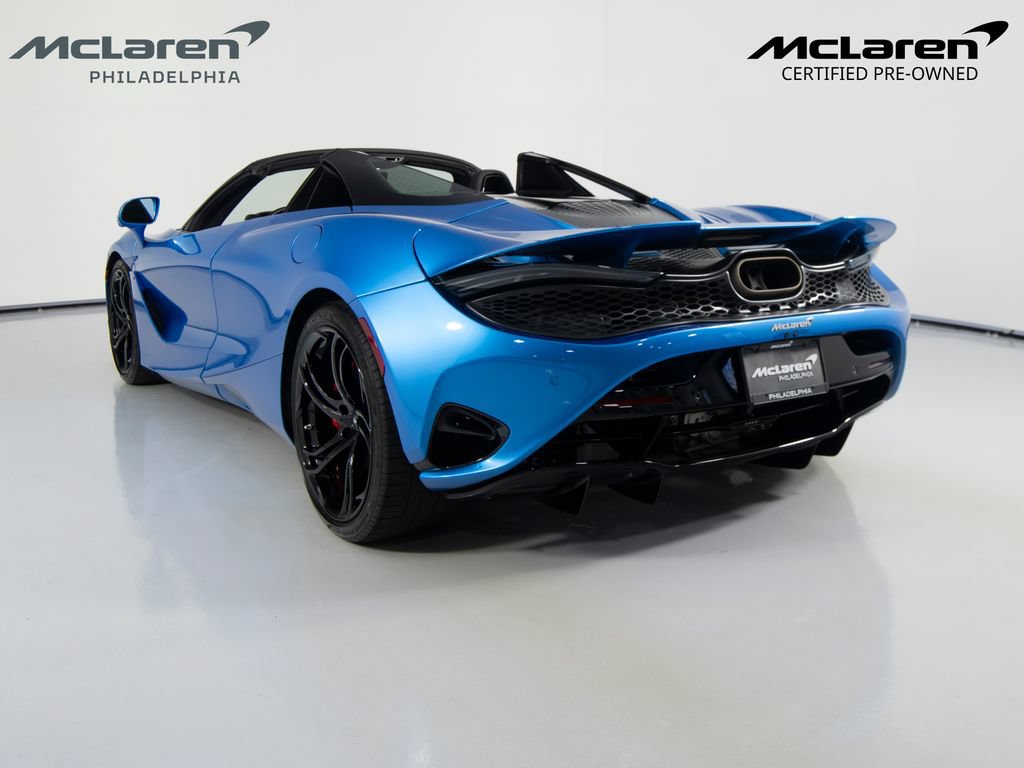 Used 2024 McLaren 750S Spider RWD image 8