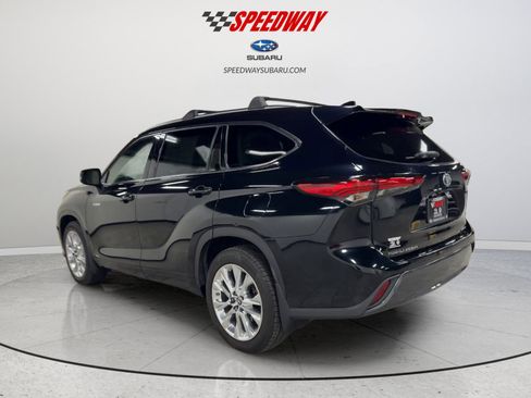 Used 2020 Toyota Highlander Limited AWD/4WD image 8