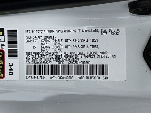 Certified 2022 Toyota Tacoma SR image 30