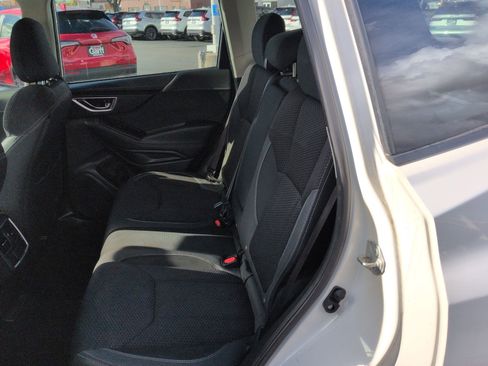 Used 2022 Subaru Forester Premium image 33