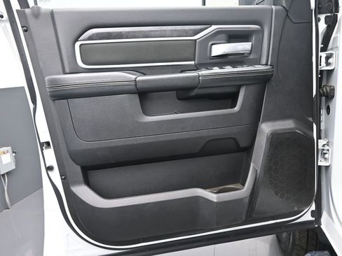 Used 2024 RAM 2500 Big Horn image 12