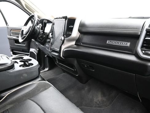 Used 2024 RAM 2500 Laramie AWD/4WD image 28