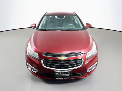 Used 2015 Chevrolet Cruze LT FWD image 2