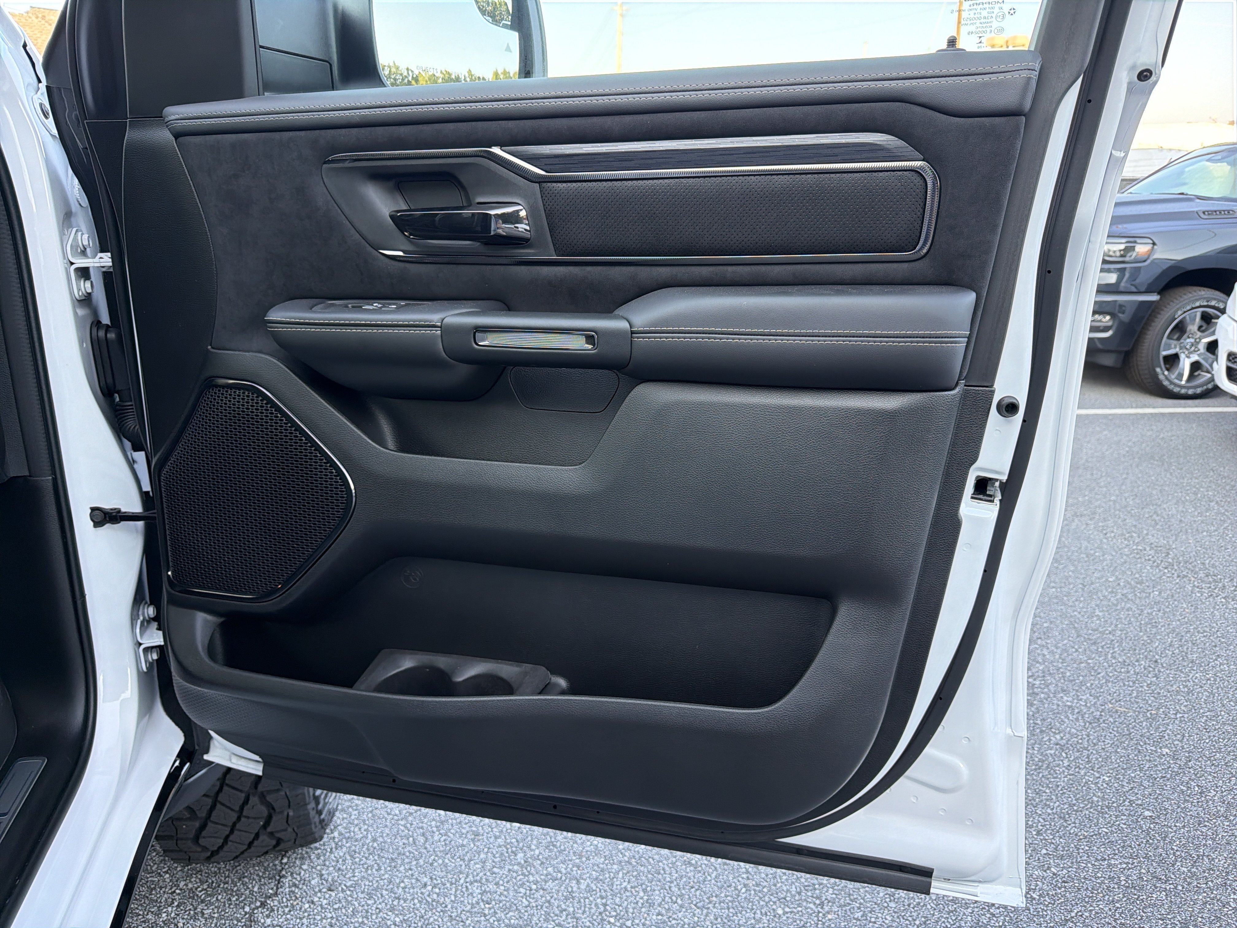 New 2026 RAM 1500 RHO AWD/4WD image 13