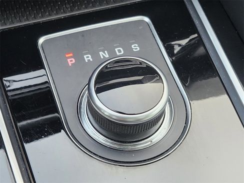 Used 2019 Jaguar F-PACE Prestige image 25