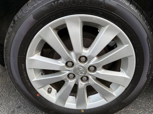 Used 2009 Toyota Corolla S FWD image 5
