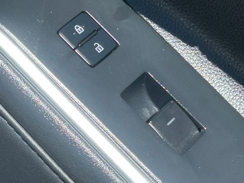 Used 2022 Toyota Highlander XSE AWD/4WD image 42