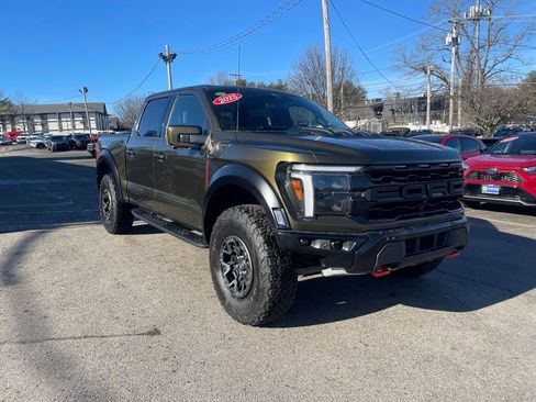 Used 2025 Ford F150 Raptor w/ Equipment Group 803A Raptor R AWD/4WD image 9