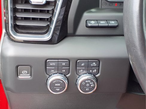 Used 2023 GMC Sierra 1500 Denali w/ Technology Package AWD/4WD image 15