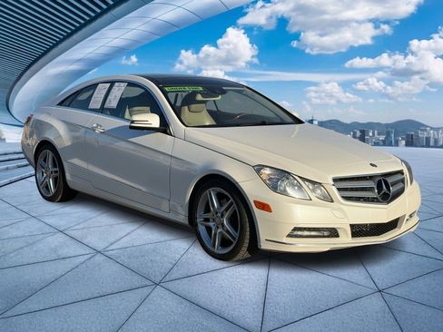 Used 2013 Mercedes-Benz E 350 4MATIC Coupe image 2