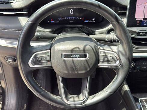 Certified 2022 Jeep Compass High Altitude AWD/4WD image 15