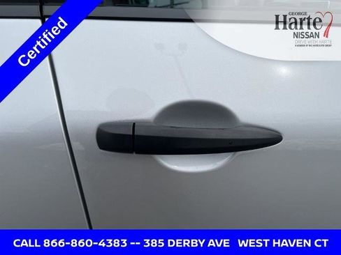 Certified 2025 Nissan Rogue S image 9