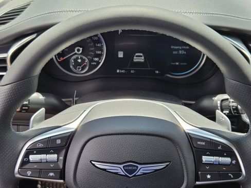 New 2026 Genesis G70 2.5T image 11
