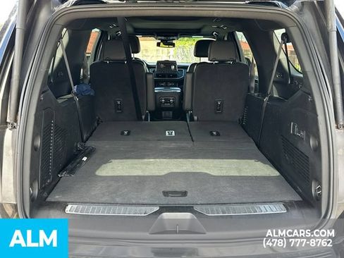 Used 2024 GMC Yukon XL AT4 w/ AT4 Premium Package AWD/4WD image 21