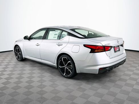New 2025 Nissan Altima 2.5 SR image 28