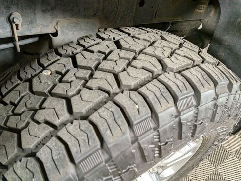 Used 2016 RAM 3500 Laramie w/ Cold Weather Group image 14