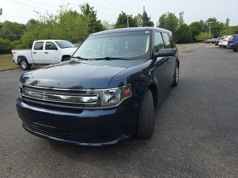 Used 2017 Ford Flex SE FWD image 3