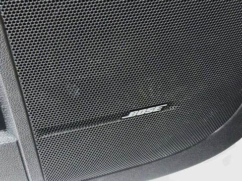 Used 2016 GMC Acadia SLT image 15