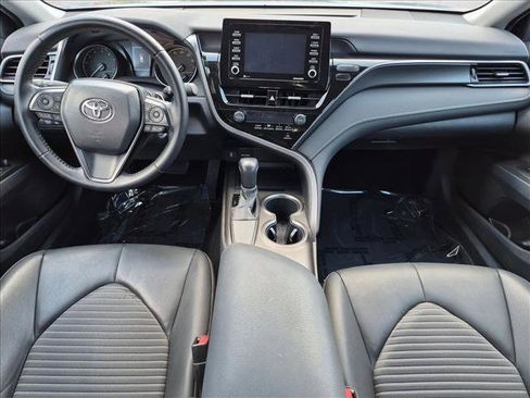 Used 2021 Toyota Camry SE FWD image 15
