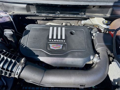 Used 2024 Cadillac XT5 Premium Luxury image 33