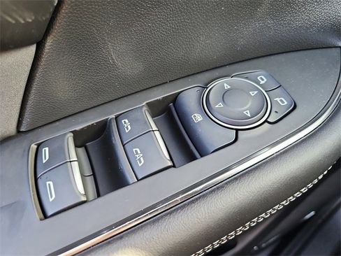 New 2025 Buick Envision Sport Touring image 21