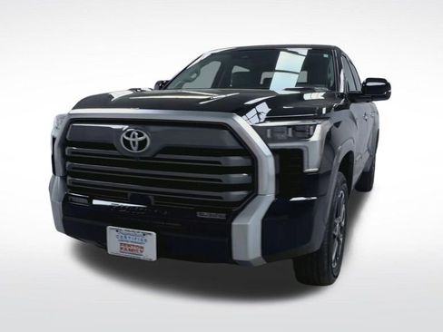 Used 2024 Toyota Tundra Limited AWD/4WD image 3