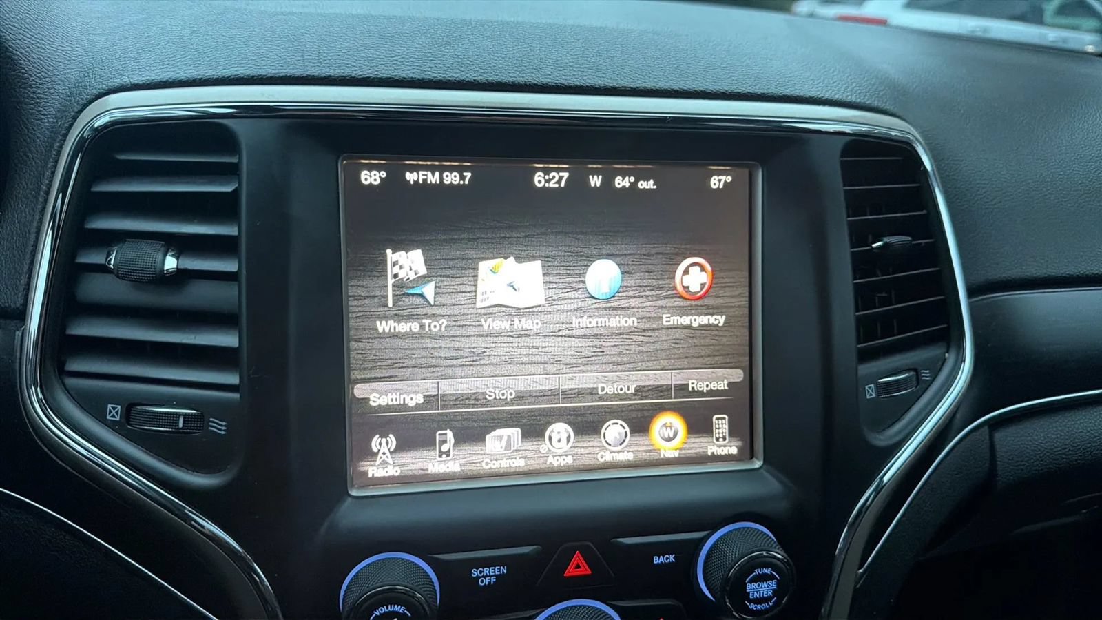 Used 2014 Jeep Grand Cherokee Limited AWD/4WD image 25
