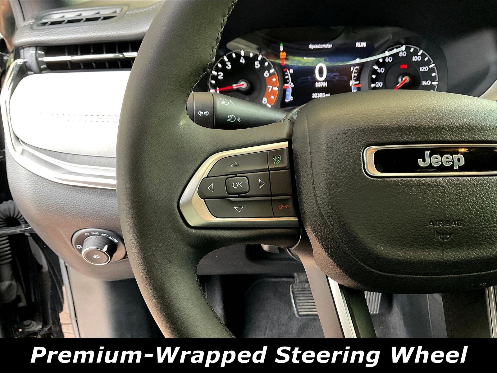 Used 2023 Jeep Compass Limited AWD/4WD image 11