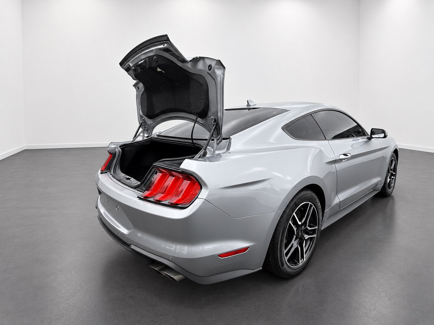 Used 2021 Ford Mustang GT Premium w/ Ford Safe & Smart Package RWD image 8