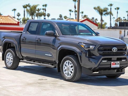 New 2026 Toyota Tacoma SR5 RWD image 4