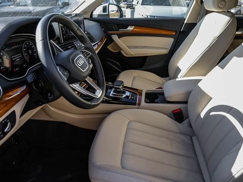 Used 2023 Audi Q5 2.0T Premium Plus w/ Premium Plus Package AWD/4WD image 18