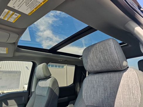 New 2025 Ford F350 XLT w/ Black Appearance Package image 30