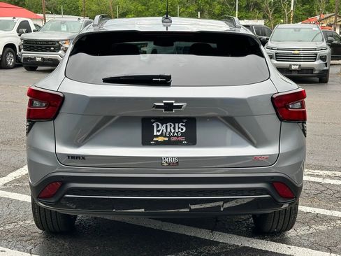 New 2026 Chevrolet Trax RS w/ Sunroof Package image 5