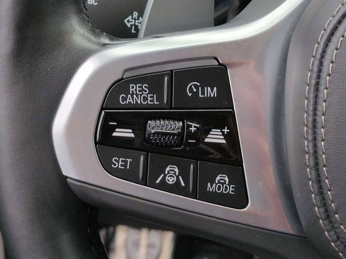 Certified 2022 BMW X7 xDrive40i w/ M Sport Package image 25