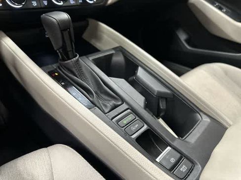 Used 2024 Honda Accord EX image 23