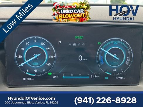 Certified 2024 Hyundai Tucson Limited AWD/4WD image 26
