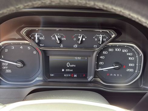 Used 2021 GMC Sierra 1500 Elevation w/ Preferred Package AWD/4WD image 15