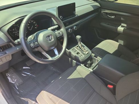 Used 2025 Honda CR-V Sport image 18