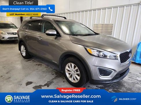 Used 2016 Kia Sorento LX w/ LX Convenience Package image 5
