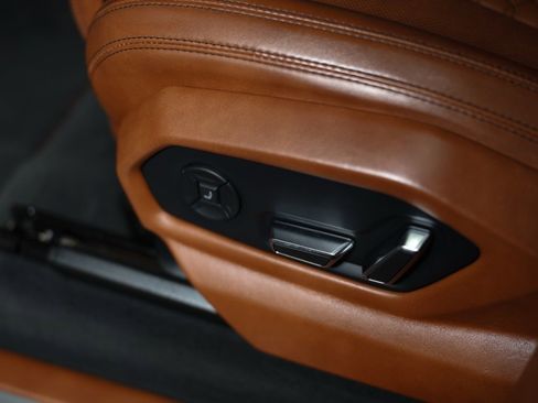 Used 2020 Lamborghini Urus image 33