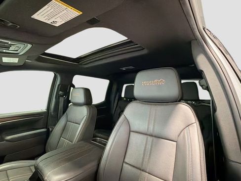 Used 2023 Chevrolet Silverado 1500 High Country w/ High Country Premium Package image 22