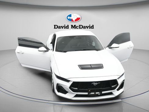 Used 2025 Ford Mustang GT Premium RWD image 42
