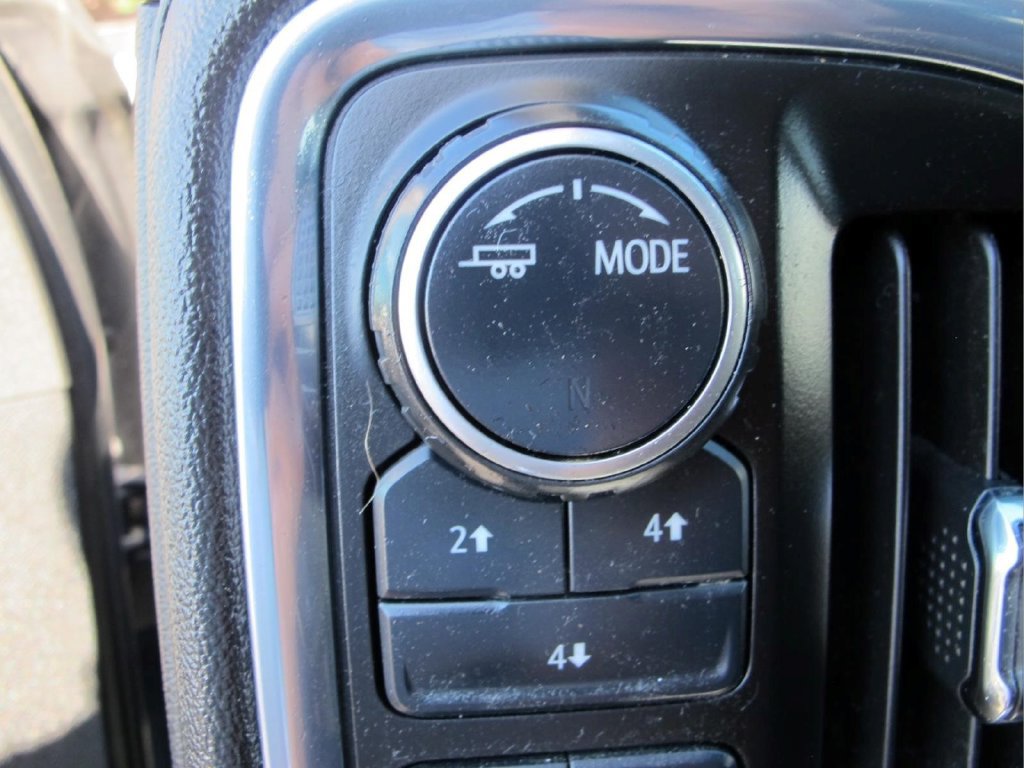 Used 2020 Chevrolet Silverado 2500 LT w/ All Star Edition AWD/4WD image 15