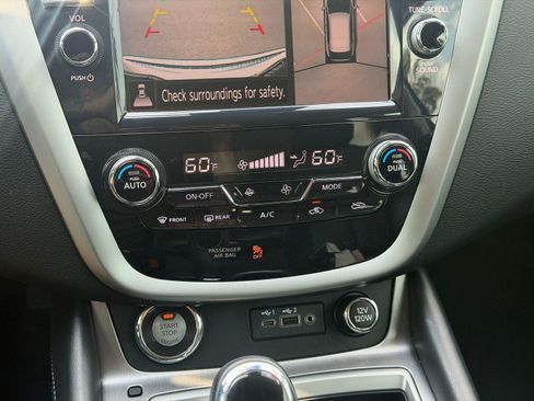 Used 2020 Nissan Murano SL w/ Moonroof Package FWD image 8