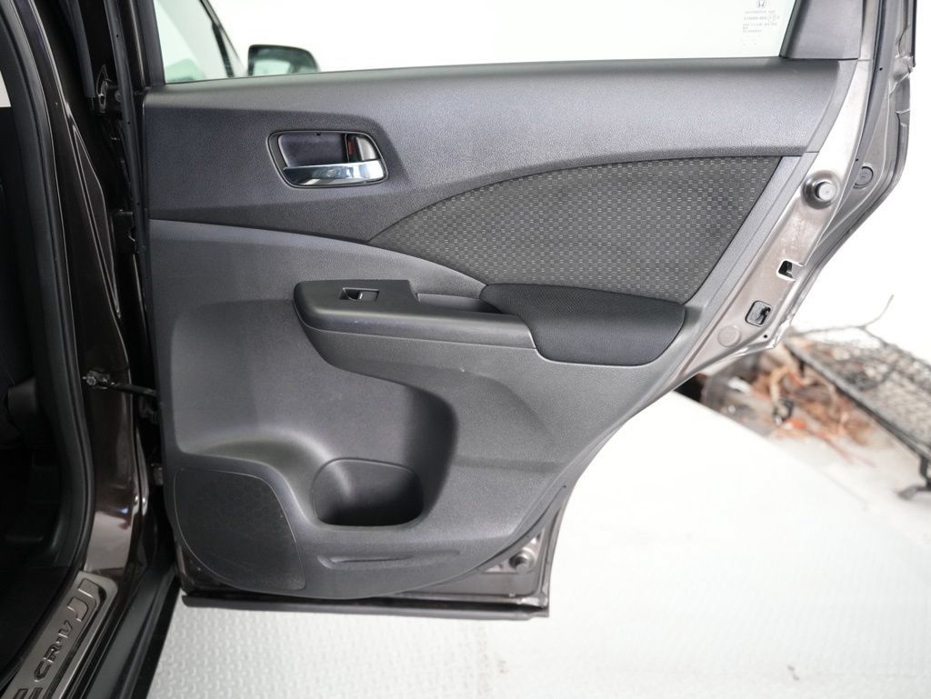Used 2016 Honda CR-V EX image 38
