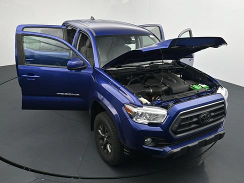 Used 2022 Toyota Tacoma SR5 AWD/4WD image 25