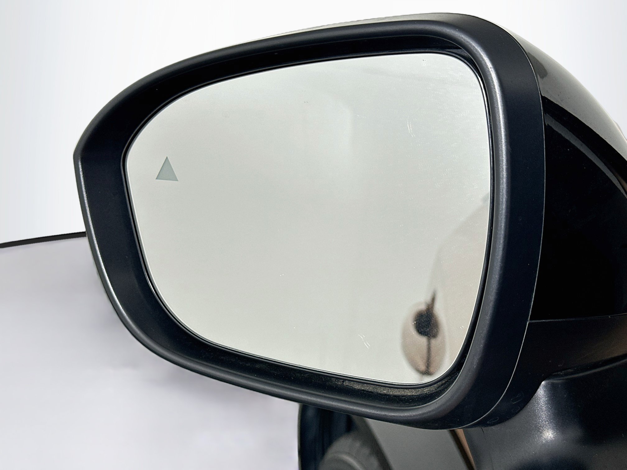 Used 2023 Nissan Ariya FWD image 16