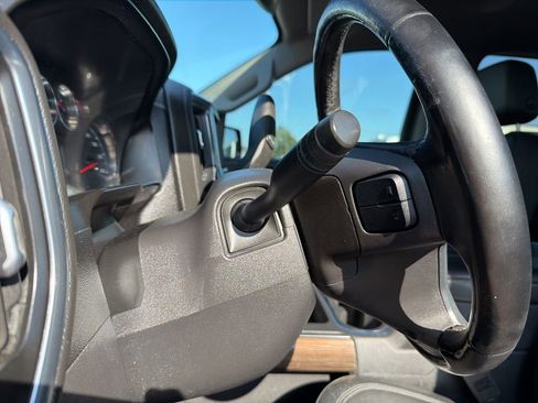 Used 2020 Chevrolet Silverado 1500 RST w/ Texas Edition image 54