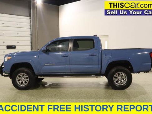 Used 2019 Toyota Tacoma SR5 RWD image 5